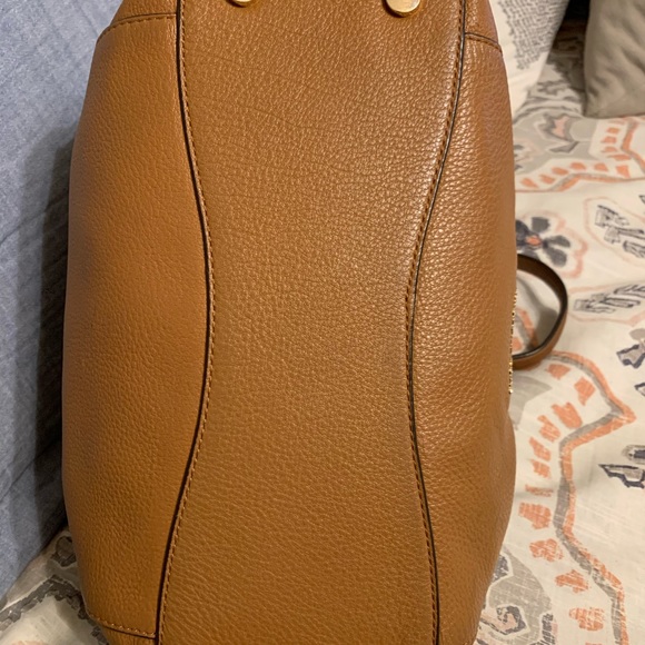 Michael Kors Fulton Shoulder Bag - Picture 5 of 14